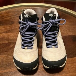 Topo Athletic Trailventure WP Women’s Size 7.5 Shoes Outdoor Hiking Vibram Boot